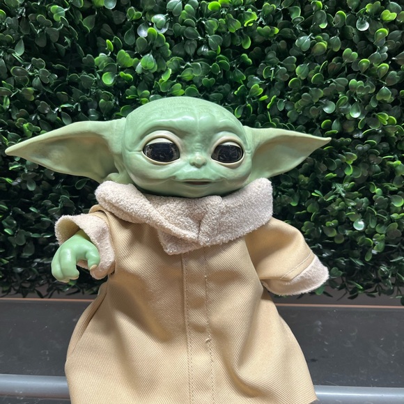 Star Wars Other - Star Wars Green and Tan Action Figure